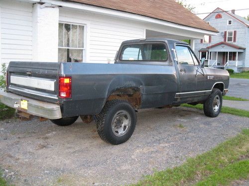87 dodge with plow