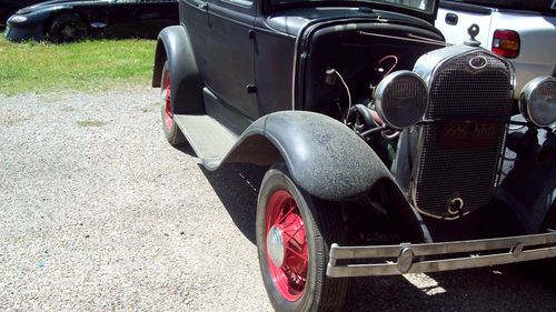 1930 model a 2 door sedan