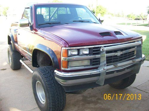 1989  lifted  chevy pick up  (  pretty cool , take a look )