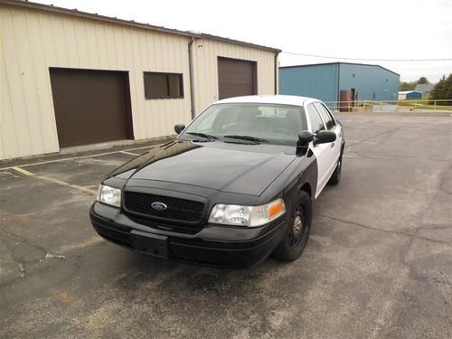 2010 crown victoria / vic police interceptor p71 - runs and drives excellent!