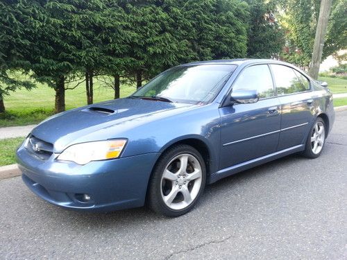 Super *** 2006 subaru legacy gt limited ** all wheel drive ** clean ** one owner