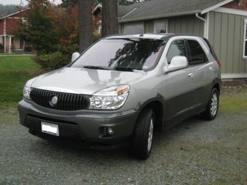 2005 buick rendezvous cxl , grey, awd, leather 3rd row seating, immaculate!