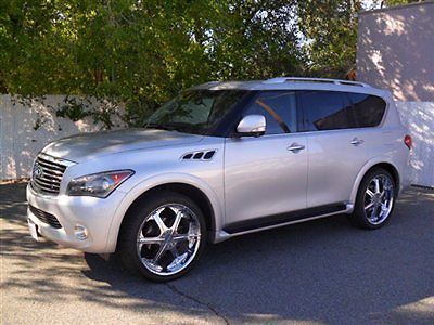 Blowout priced!! national best buy!    2011 qx56 4x4      carfax certified!