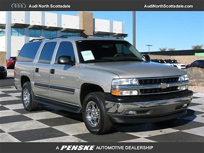 2005 chevy suburban- 1500 lt-leather-power seats-dvd system- clean car fax