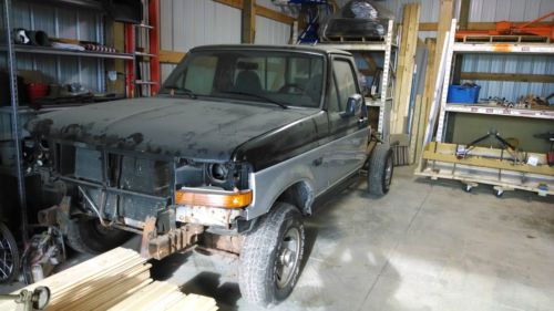 1996 f150 pickup truck / project many new parts
