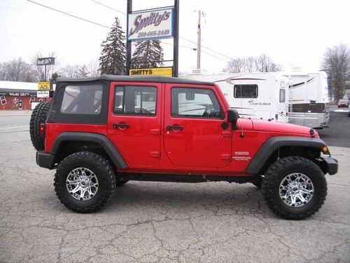 2010 jeep wrangler unlimited sport trail rated auto suv lift 35" 4x4 immaculate!