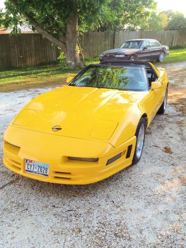 1991 custom yellow corvette only 67,000 miles