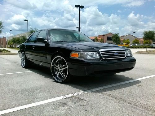2003 ford crown victoria police interceptor p71 22" wheels new tires