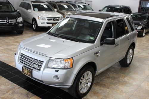 2010 land rover lr2 awd~heated seats~sunroof~leather~nav~excellent condition