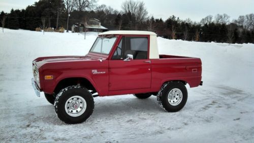1973 early ford bronco, 1/2 cab pickup top, uncut fenders, v-8, automatic, ps