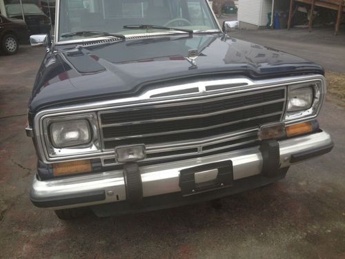 1991 jeep grand wagoneer low miles final edition