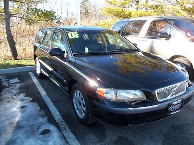 2002 volvo v70 wagon,3rd row seat,2.4l5,fwd, two owners, accident report jan2010
