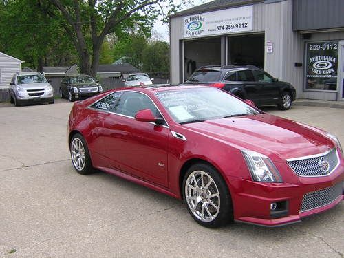2011 cadillac cts-v coupe-3200 miles- supercharged 6.2  v8