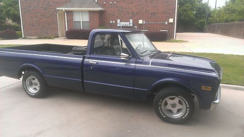 Beautiful restored chevy c10,new rebuilt 454 eng,700r4 trans,new tires,air cond.
