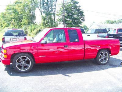 Clean pre-owned 1996 chevrolet c/k 1500 ext cab