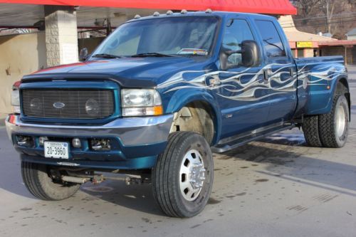 Low mileage, well maintained and customized 2002 f-450 lariat with 7.3 diesel
