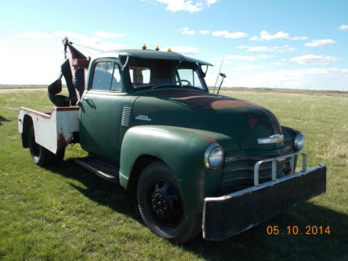1953 chevrolet truck 3800 standard cab dually,216,wrecker.real life mater