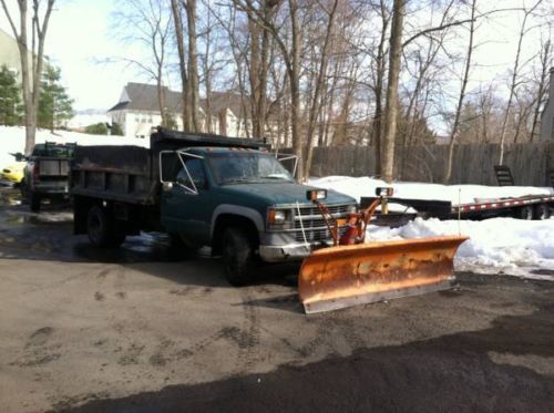 1995 chevy 3500 hd 10 mason dump with western plow... needs work.. no reserve!!!