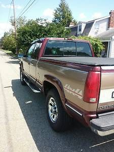 1997 chevy extended cab ,in excellent condition,has 17 &#039;&#039;tires and wheels