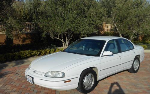 1996 white chevy lumina~no reserve~low miles~keyless entry~v6 3.1l~low miles~pwr