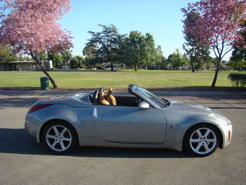 2004 nissan 350z 2dr touring roadster convertible auto leather bose loaded clean