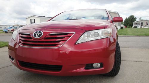 2009 toyota xle!!! - loaded, excellent condition, 60,200 miles, must sell-asap!