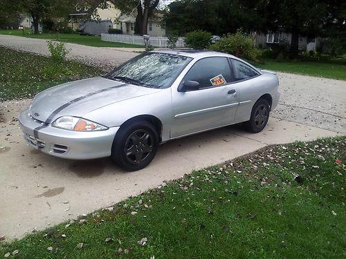 Chevorlet chevy cavalier 2 door coupe cheap reliable gas saver