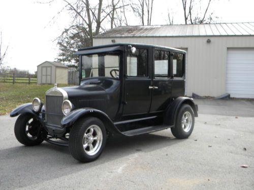 1926 ford model t sedan
