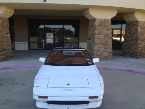 1989 toyota mr2 supercharged 5speed ..... wow!!!!!