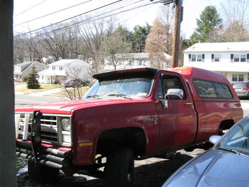 Lifted 1986 3/4 ton 4x4 chevy pickup