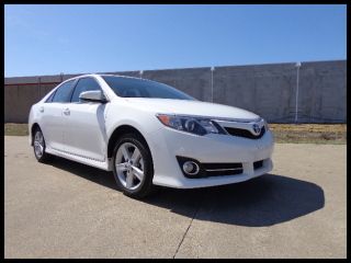 2012 toyota camry 4dr sdn i4 auto se air conditioning power windows cd player