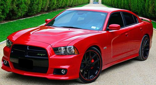 2012 beautiful and rare looking dodge charger srt8 limited