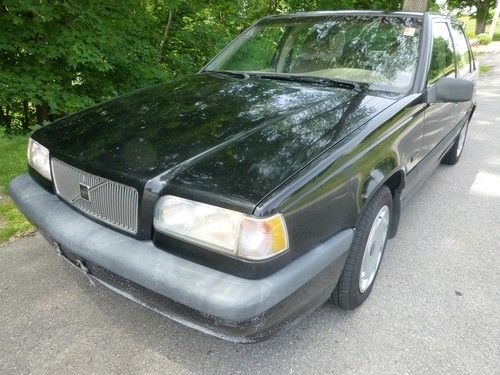 1996 volvo 850 low miles! rare 5 speed manual, cold a/c, 30 mpg, no reserve!