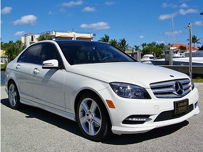 1 own! clean hist! mercedes c300 sport! pano! loaded! p01! multi media! htd sts!