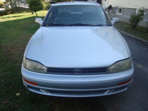 1994 toyota camry le coupe 4 cyl 2.2 l  w/ 144053 miles,no reserve price auction