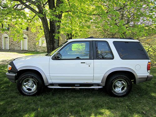 1997 ford explorer sport with 4x4 and no reserve