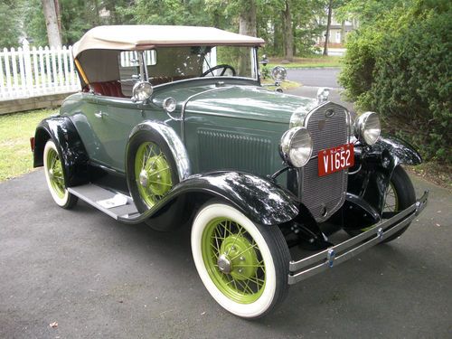 1931 ford model "a" deluxe roadster