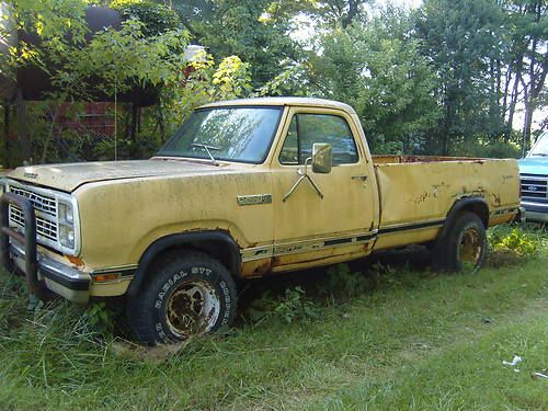 1979 dodge power wagon 4x4  project or parts