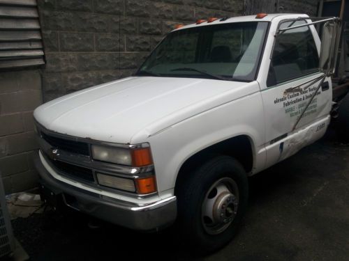 1999 chevrolet c3500 base standard cab pickup 2-door 6.5l