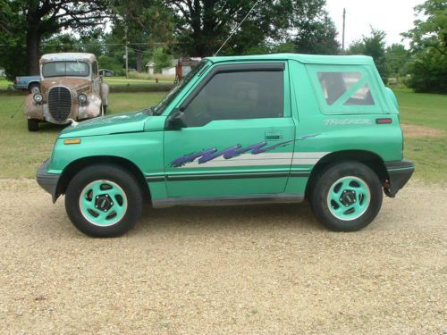 Geo tracker 2 wheel drive--cold air--rod--project-convertible