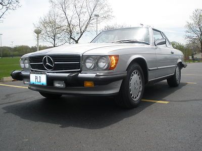 1988 mercedes 560sl 1 owner, low miles, service history from day 1 all original!