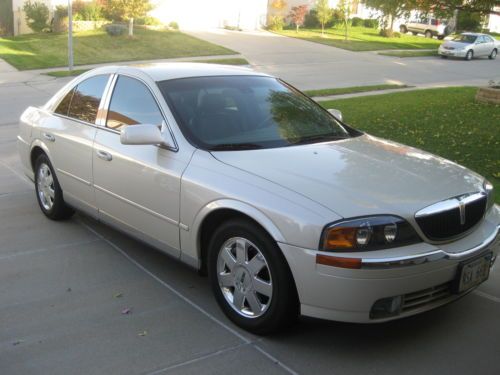 2002 lincoln ls lse w/ all season package.....low miles....very clean