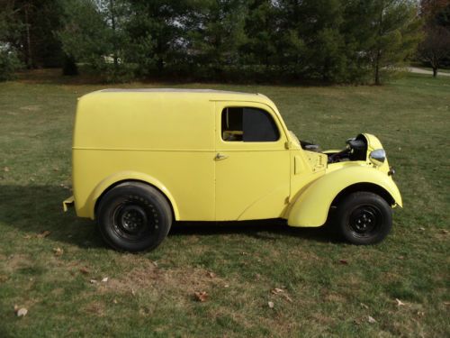 1948 english ford thames panel truck