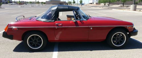 1977 mgb roadster no rust! real classic! great conditions! with overdrive!