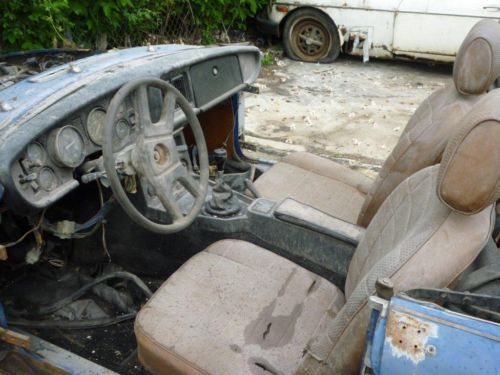 1977 mgb convertible barn find restoration started