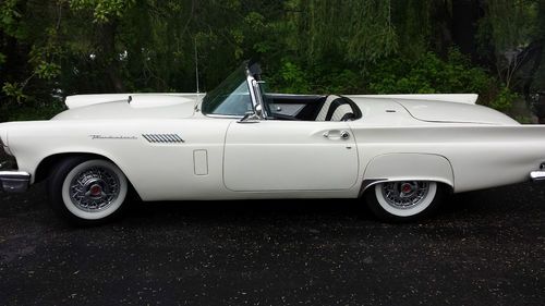 1957 ford thunderbird convertible excellent condition, rides and drives like new