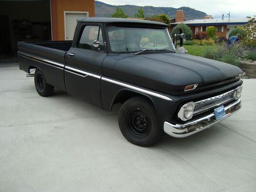 1966 chev c10 long bed pick up truck