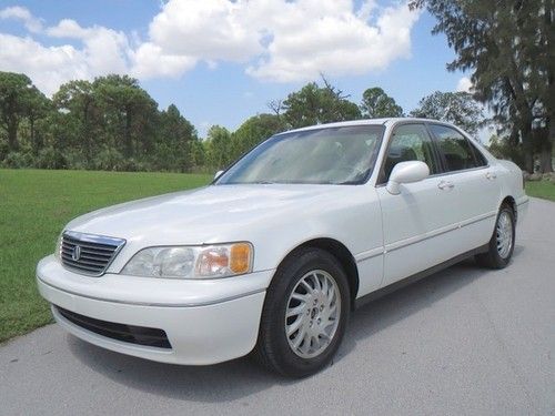 98 white on tan very well kept leather sunroof bose sound very clean no reserve