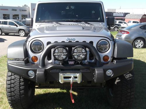 2013 jeep wrangler unlimited rubicon w/aev package
