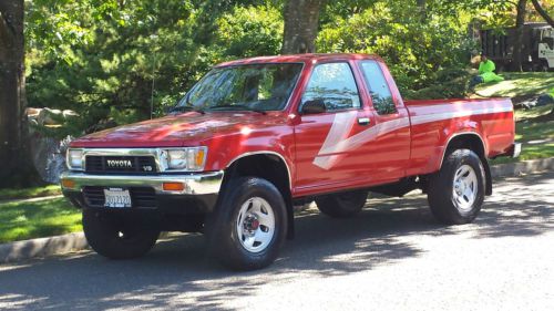 1989 toyota pickup sr5 4x4 extra cab automatic very low 82k actual miles 1&#039;owner